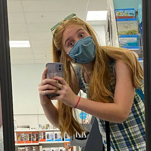 Meet your Posher, Eloise